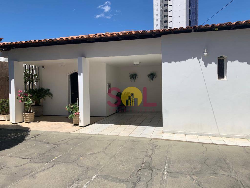 Casa à venda com 4 quartos, 280m² - Foto 5