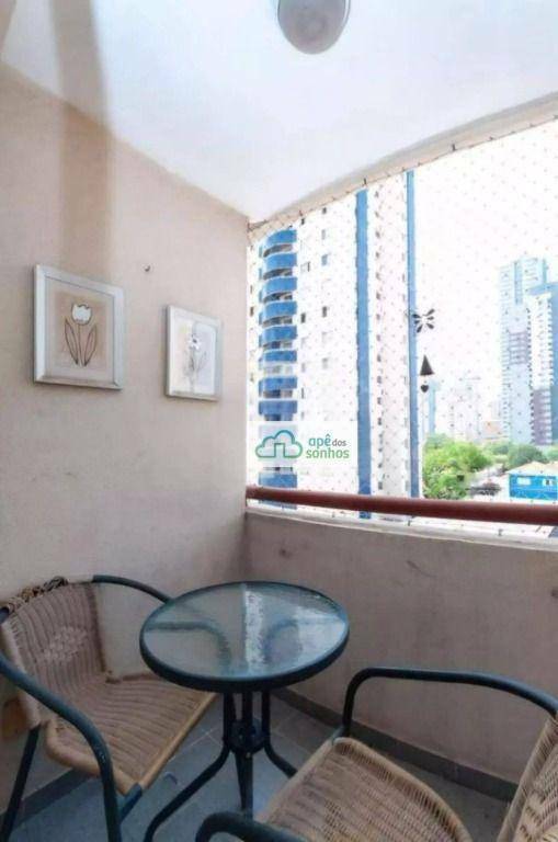 Apartamento à venda com 2 quartos, 64m² - Foto 3