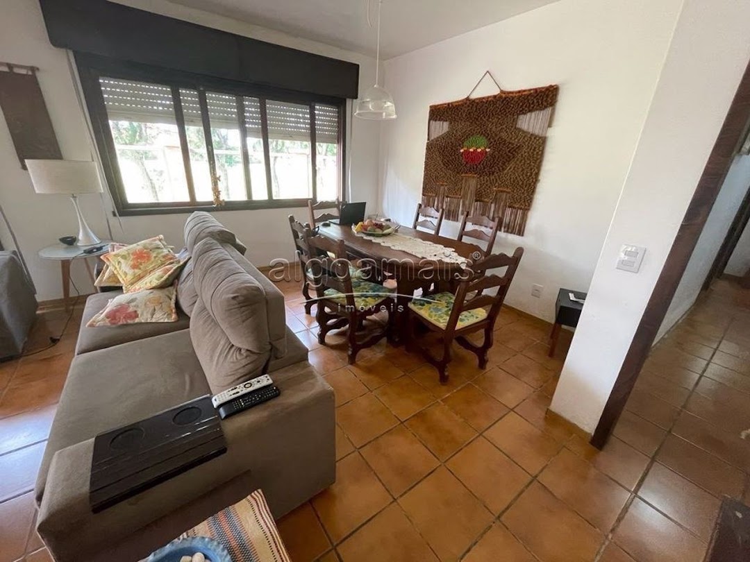 Casa à venda com 4 quartos, 200m² - Foto 13