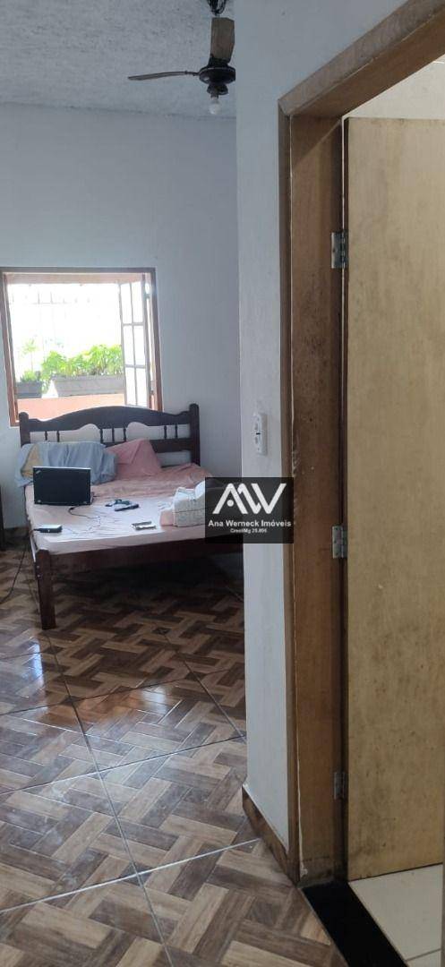 Casa à venda com 4 quartos, 360m² - Foto 13