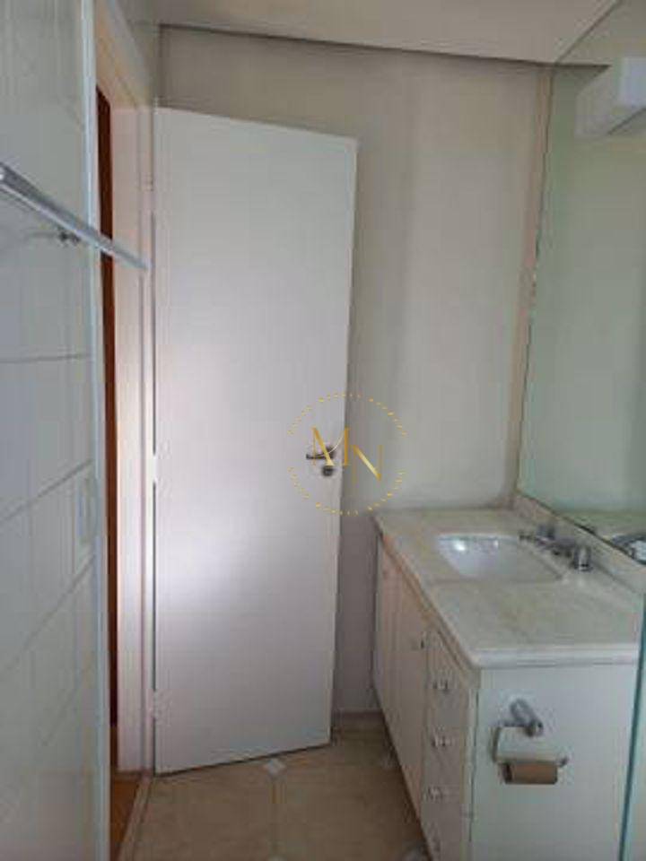 Apartamento à venda com 2 quartos, 70m² - Foto 11