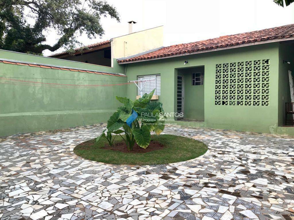 Casa à venda com 3 quartos, 240m² - Foto 10