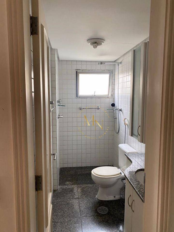 Apartamento à venda com 3 quartos, 134m² - Foto 19