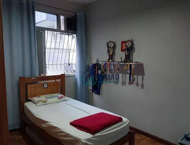 Apartamento à venda com 3 quartos, 100m² - Foto 8