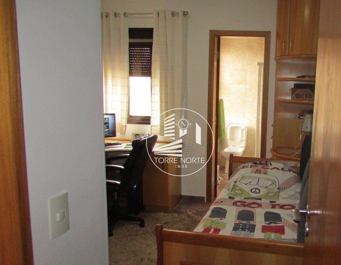 Apartamento à venda com 3 quartos, 187m² - Foto 19