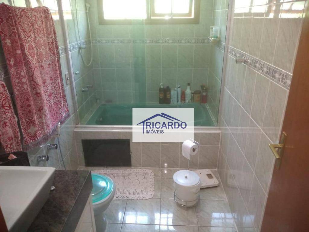 Sobrado à venda com 3 quartos, 220m² - Foto 16