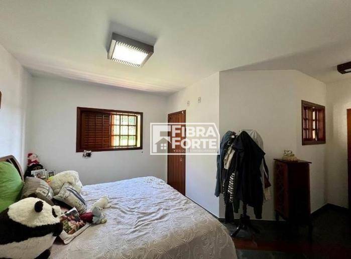 Chácara à venda com 5 quartos, 562m² - Foto 14