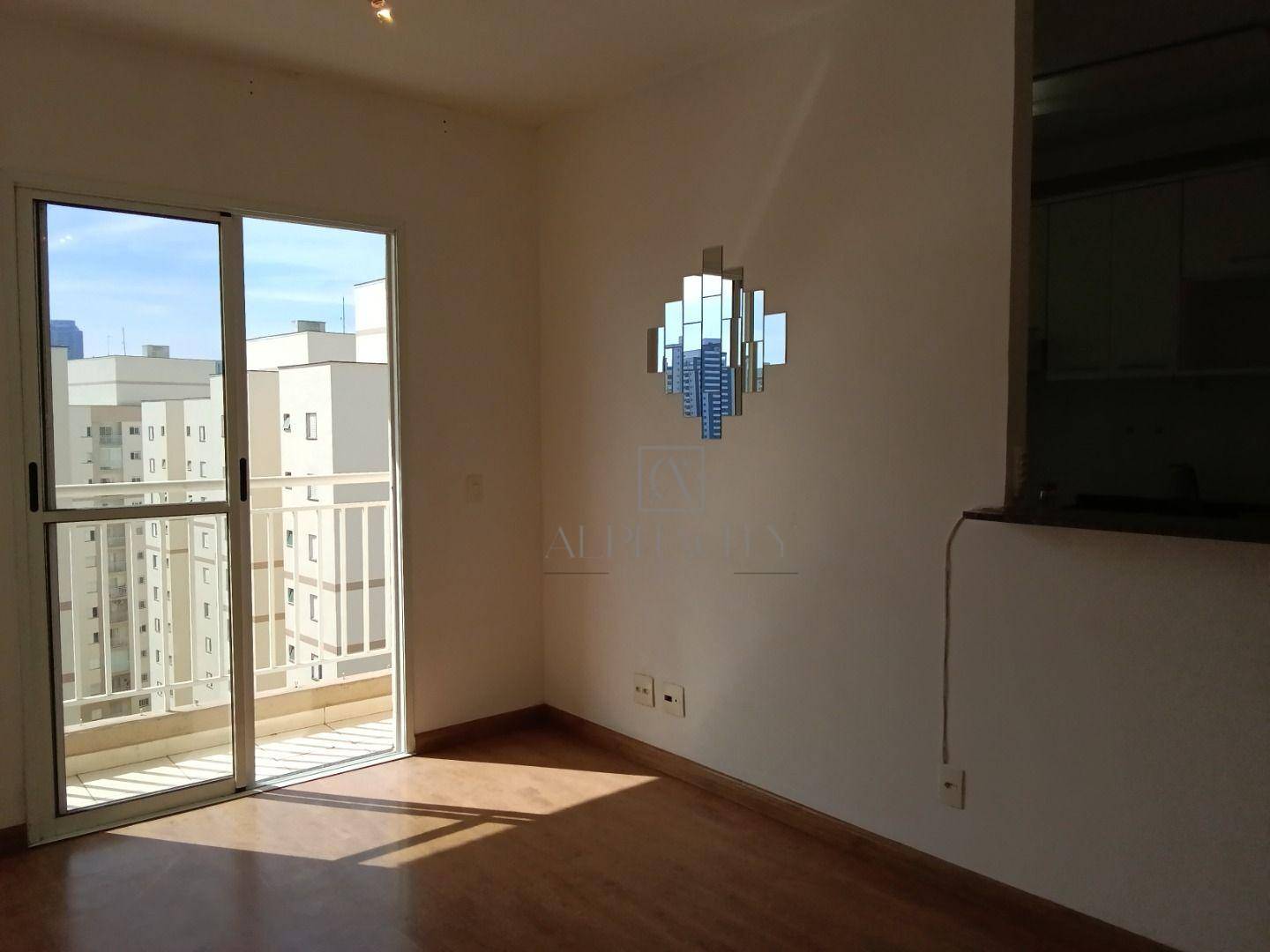 Apartamento à venda com 2 quartos, 58m² - Foto 1