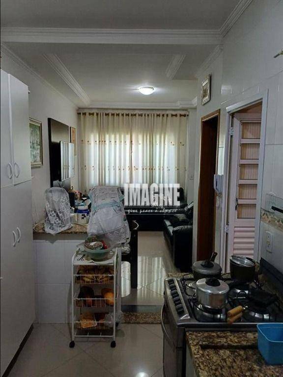 Sobrado à venda com 2 quartos, 49m² - Foto 1