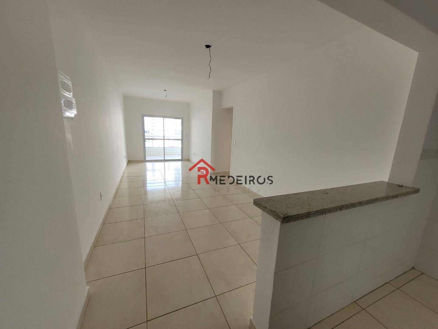 Apartamento à venda com 2 quartos, 90m² - Foto 2