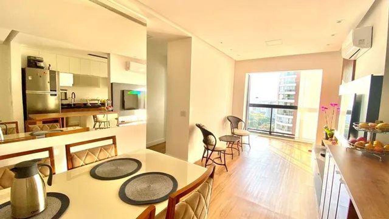 Apartamento à venda com 2 quartos, 62m² - Foto 5