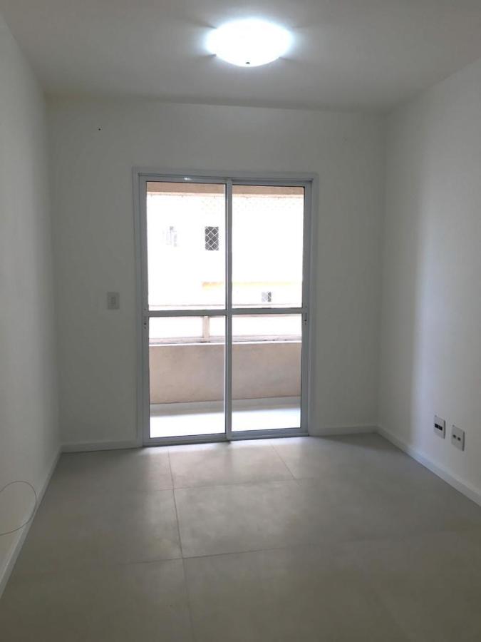 Apartamento para alugar com 2 quartos, 62m² - Foto 5