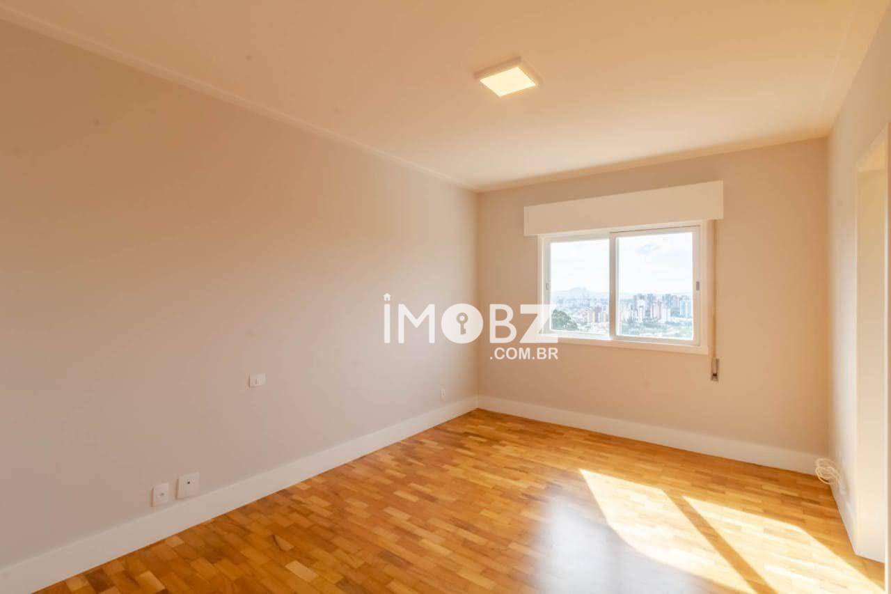 Apartamento à venda com 4 quartos, 221m² - Foto 46