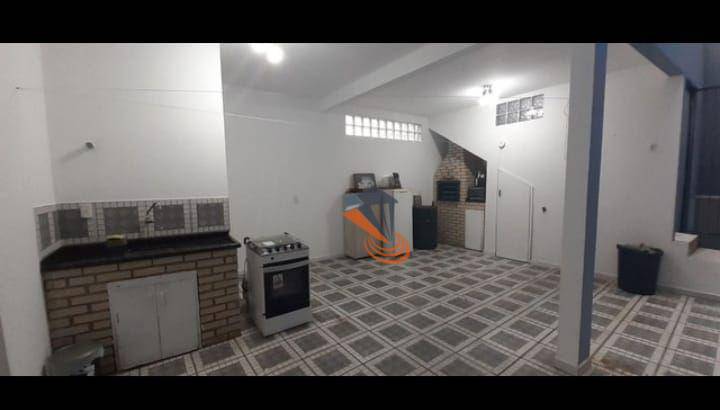 Casa à venda com 3 quartos, 273m² - Foto 17