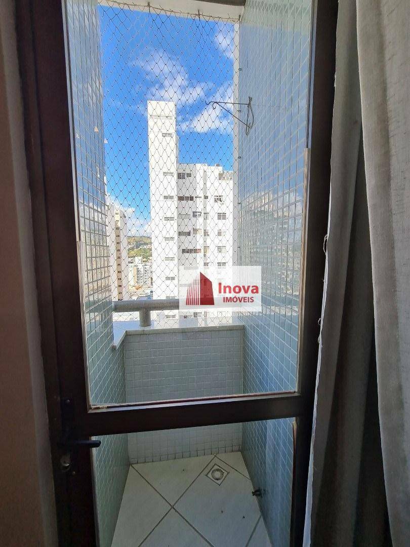 Apartamento à venda com 4 quartos, 160m² - Foto 28