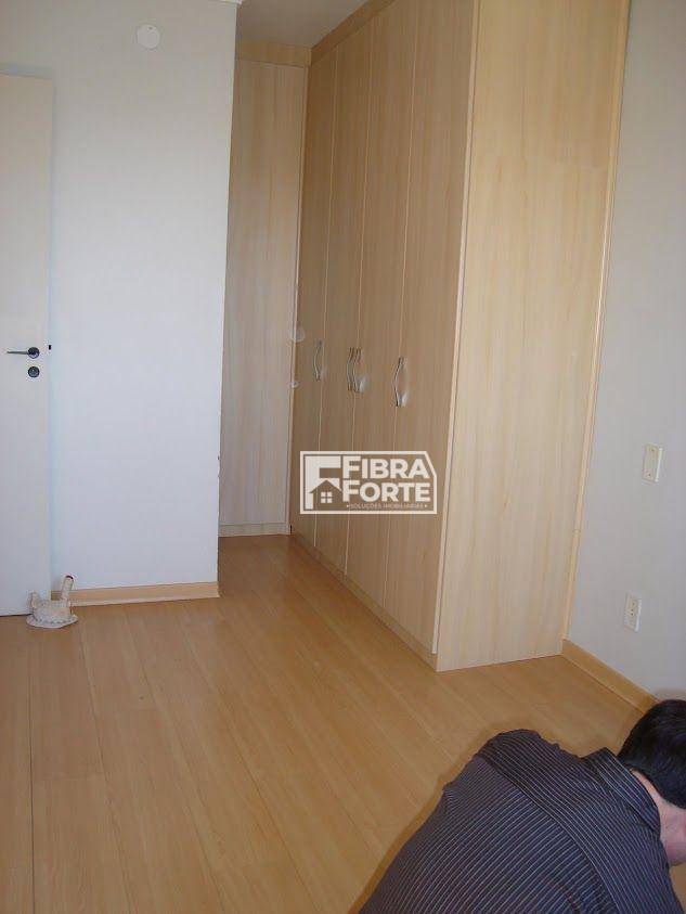 Apartamento à venda com 3 quartos, 78m² - Foto 4