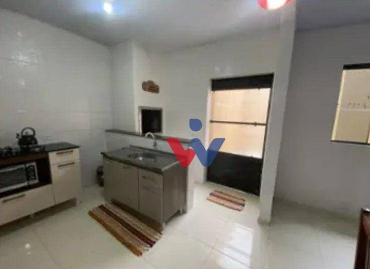 Casa à venda com 3 quartos, 200m² - Foto 5