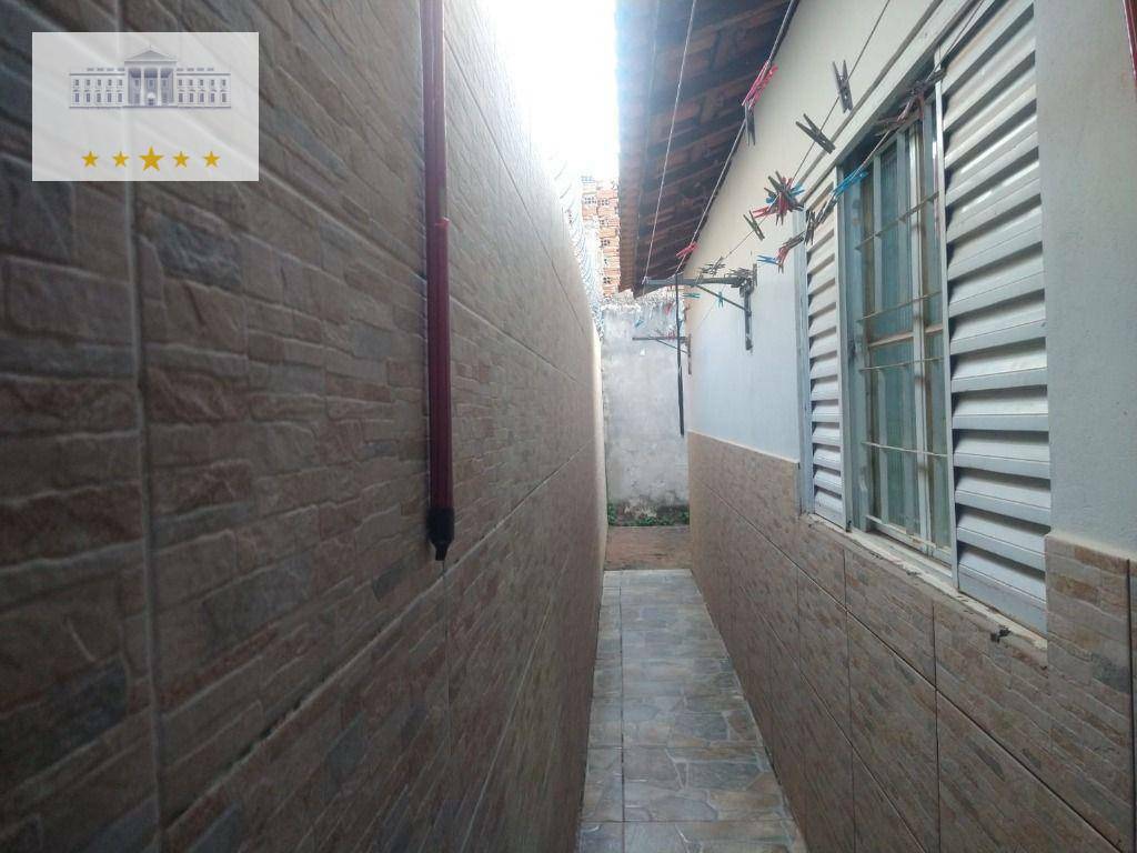 Casa à venda com 3 quartos, 120m² - Foto 9