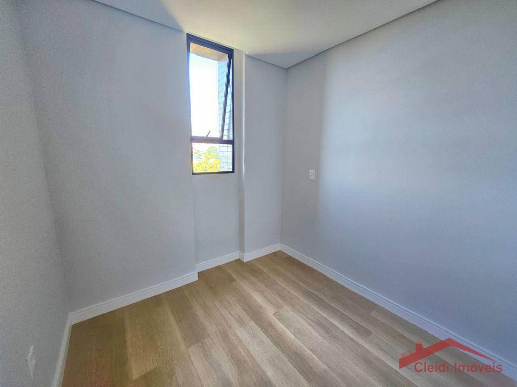 Apartamento à venda com 3 quartos, 119m² - Foto 12