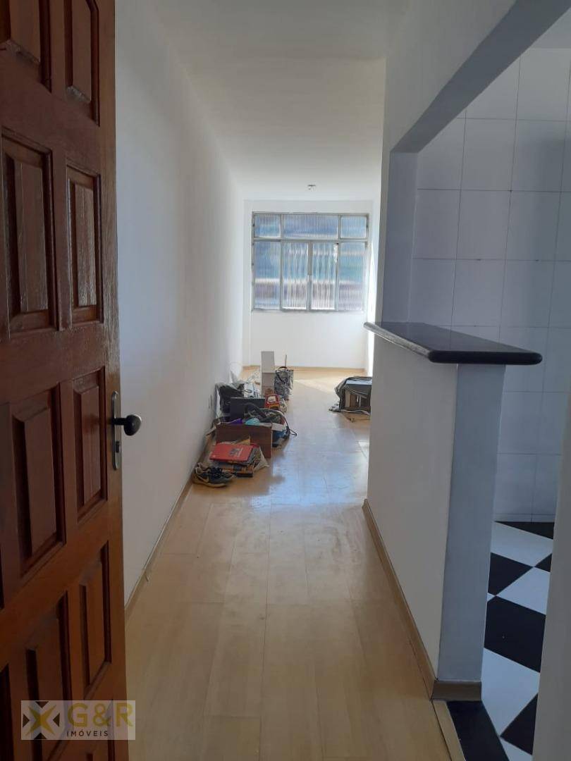 Apartamento à venda com 3 quartos, 82m² - Foto 13