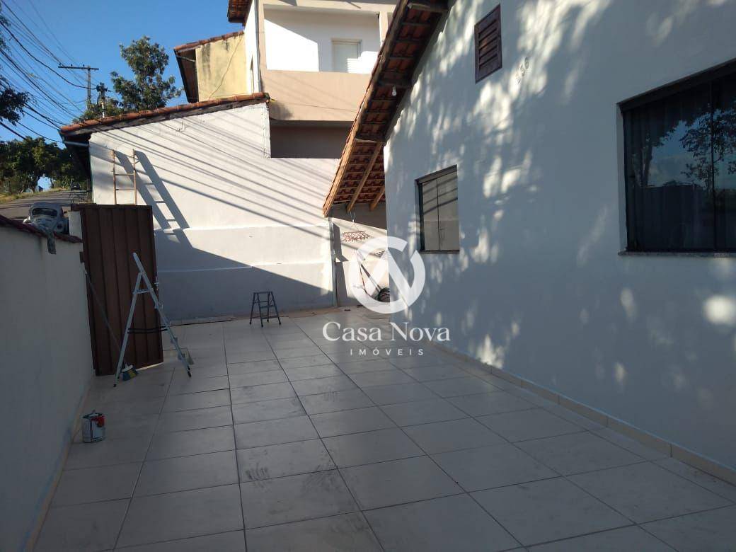 Casa à venda com 2 quartos, 100m² - Foto 13