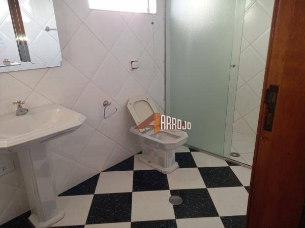 Sobrado à venda com 3 quartos, 193m² - Foto 28