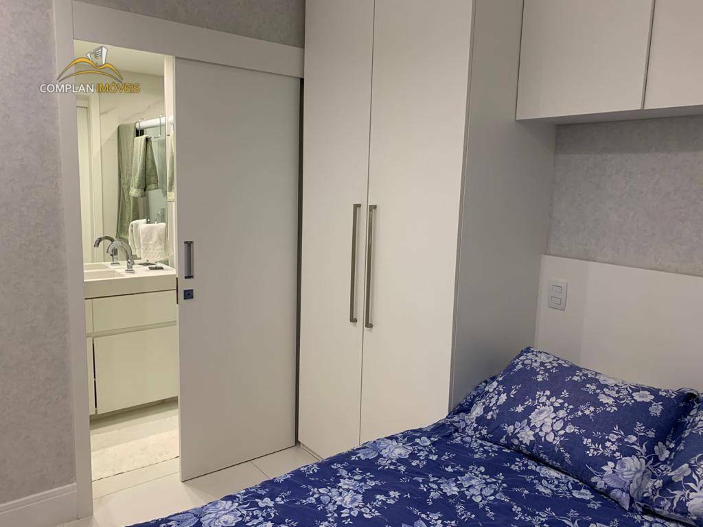 Apartamento para alugar com 1 quarto, 50m² - Foto 13