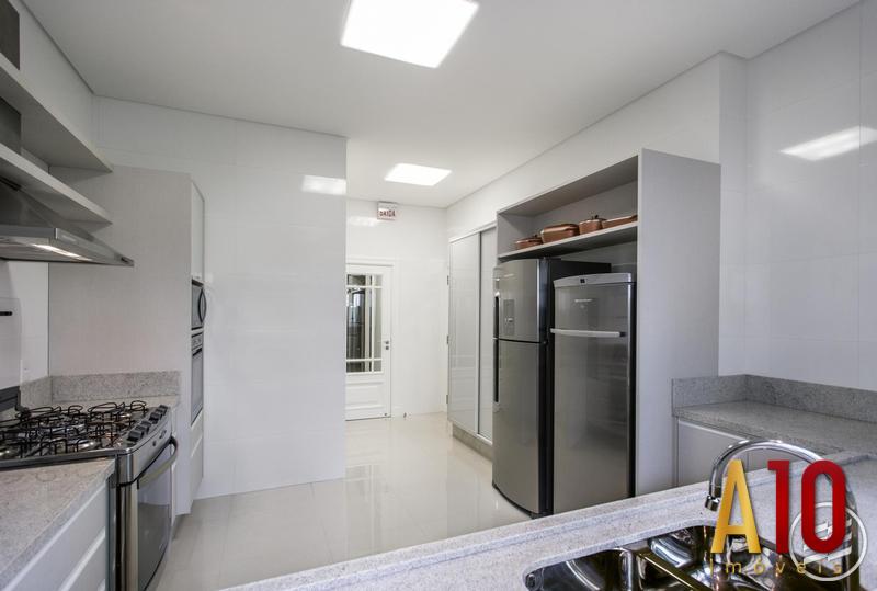 Apartamento à venda com 3 quartos, 142m² - Foto 29