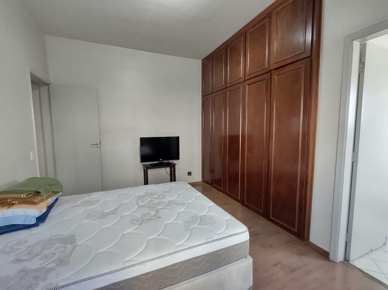 Apartamento à venda com 3 quartos, 116m² - Foto 3