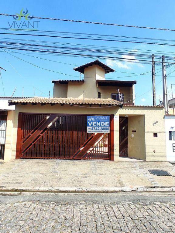 Sobrado à venda com 3 quartos, 200m² - Foto 1