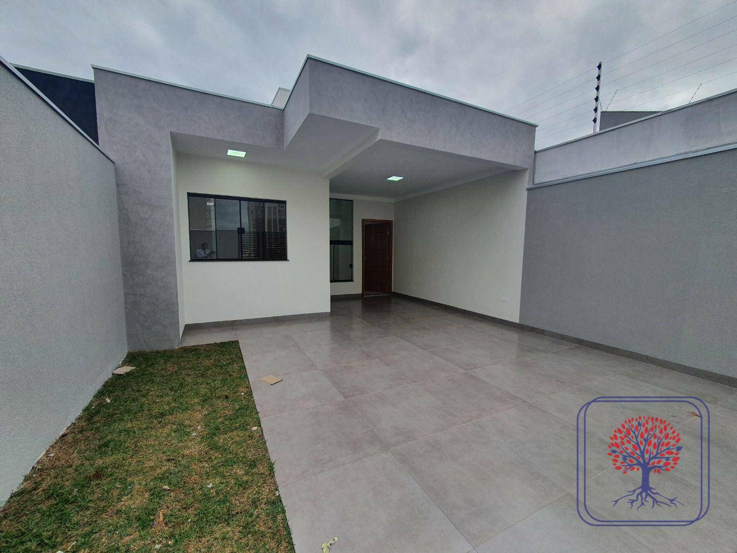 Casa à venda com 3 quartos, 101m² - Foto 1