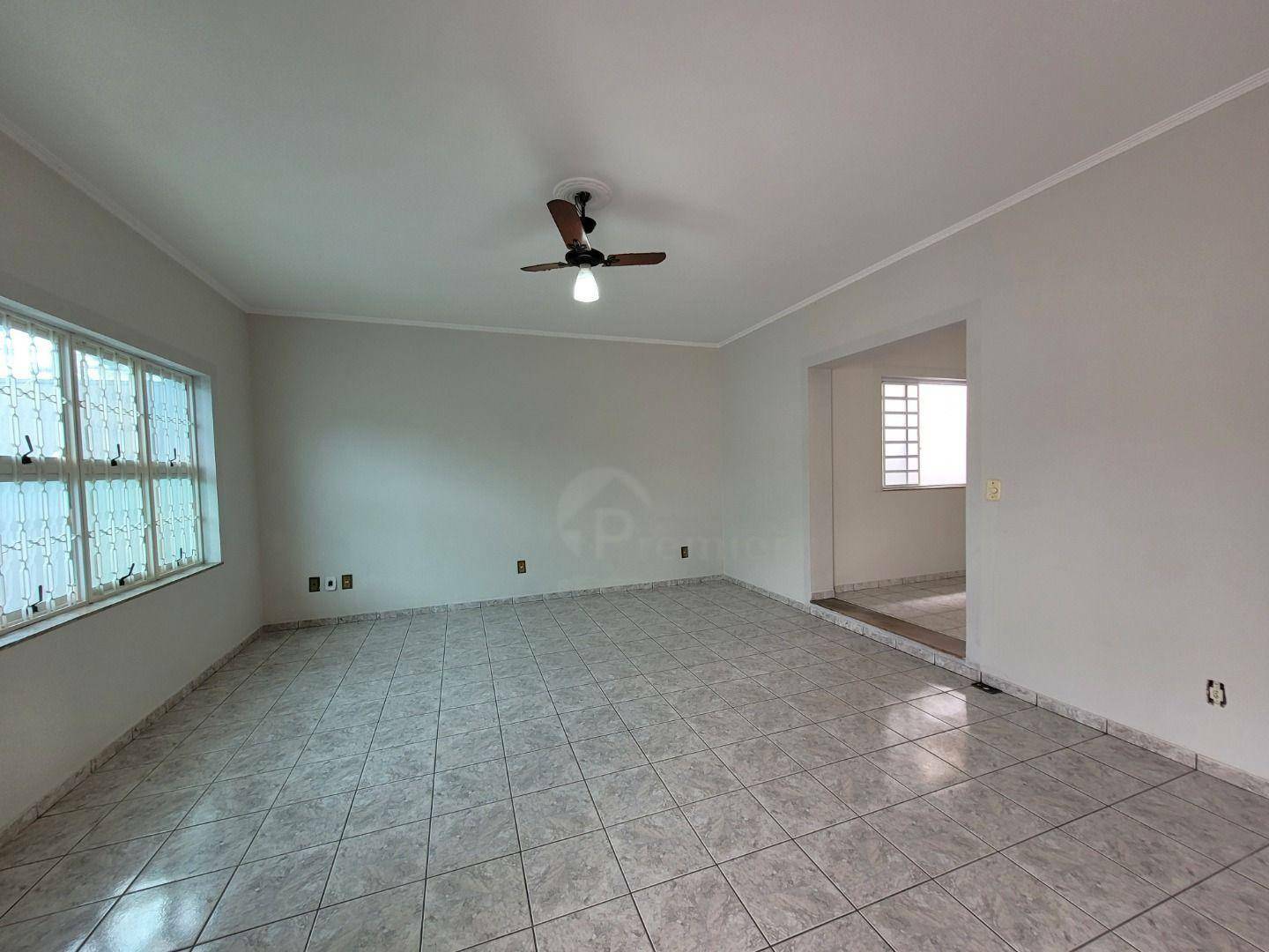 Casa para alugar com 4 quartos, 206m² - Foto 5