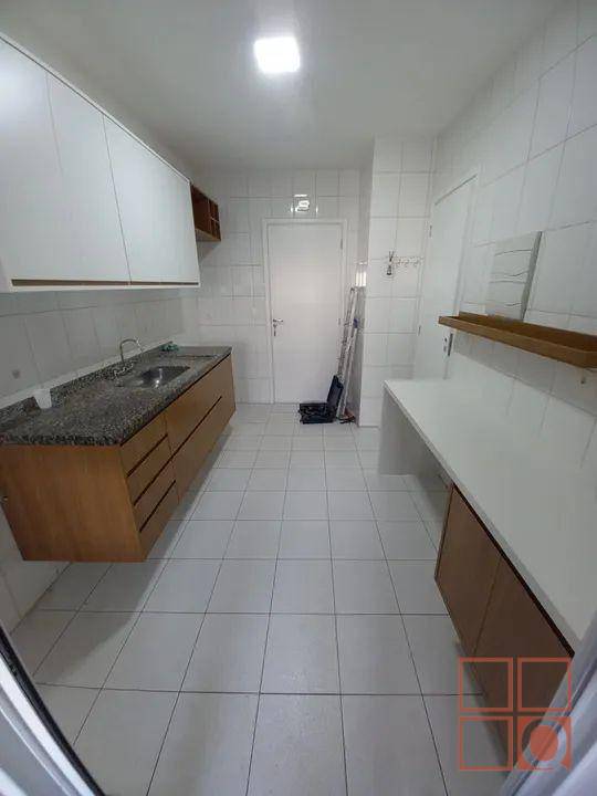 Apartamento à venda com 3 quartos, 85m² - Foto 7