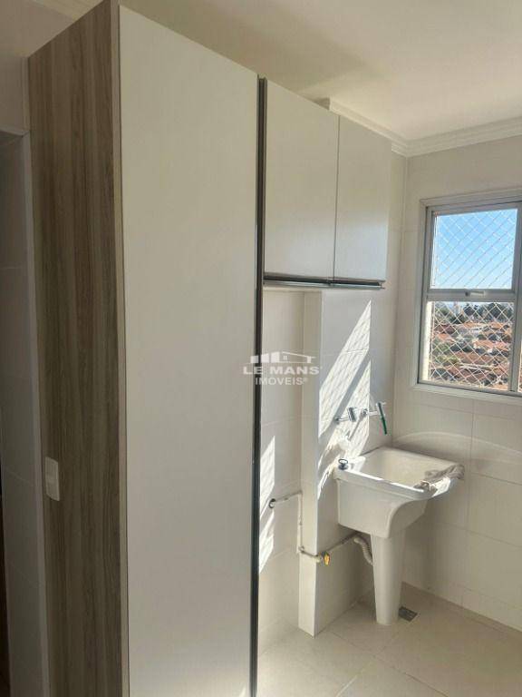 Apartamento à venda com 2 quartos, 77m² - Foto 8