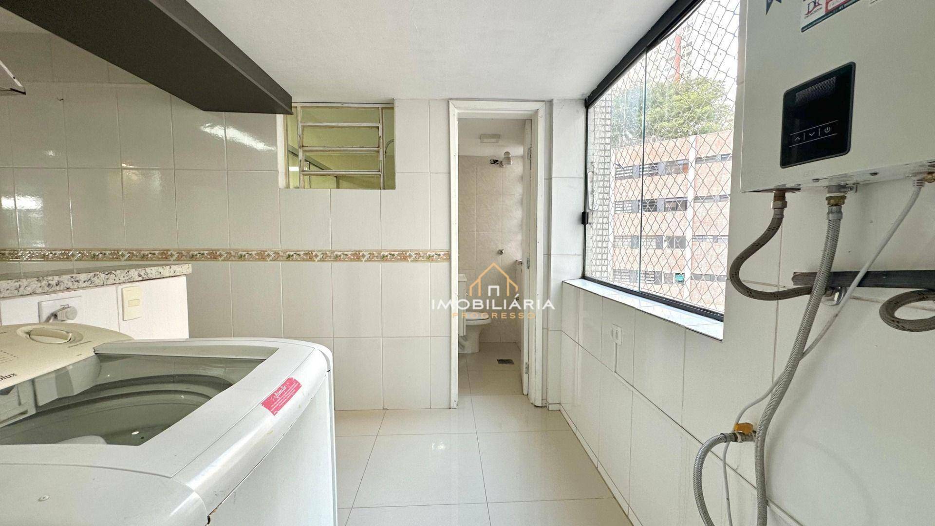Apartamento para alugar com 2 quartos, 90m² - Foto 13