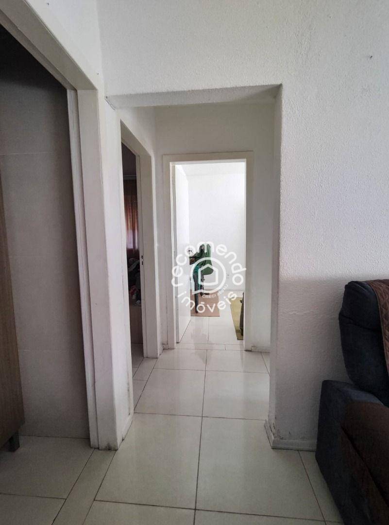 Apartamento à venda com 2 quartos, 80m² - Foto 2