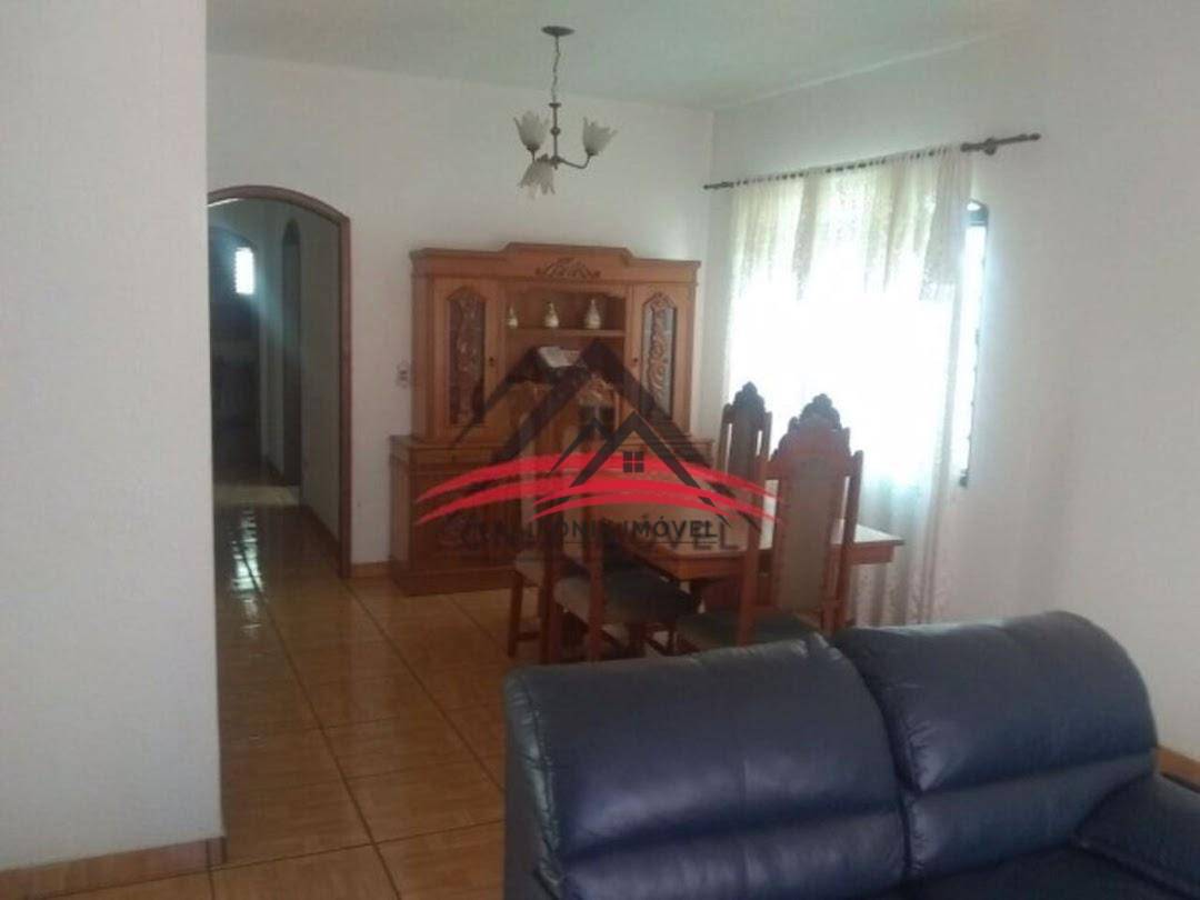 Casa à venda com 3 quartos, 420m² - Foto 5