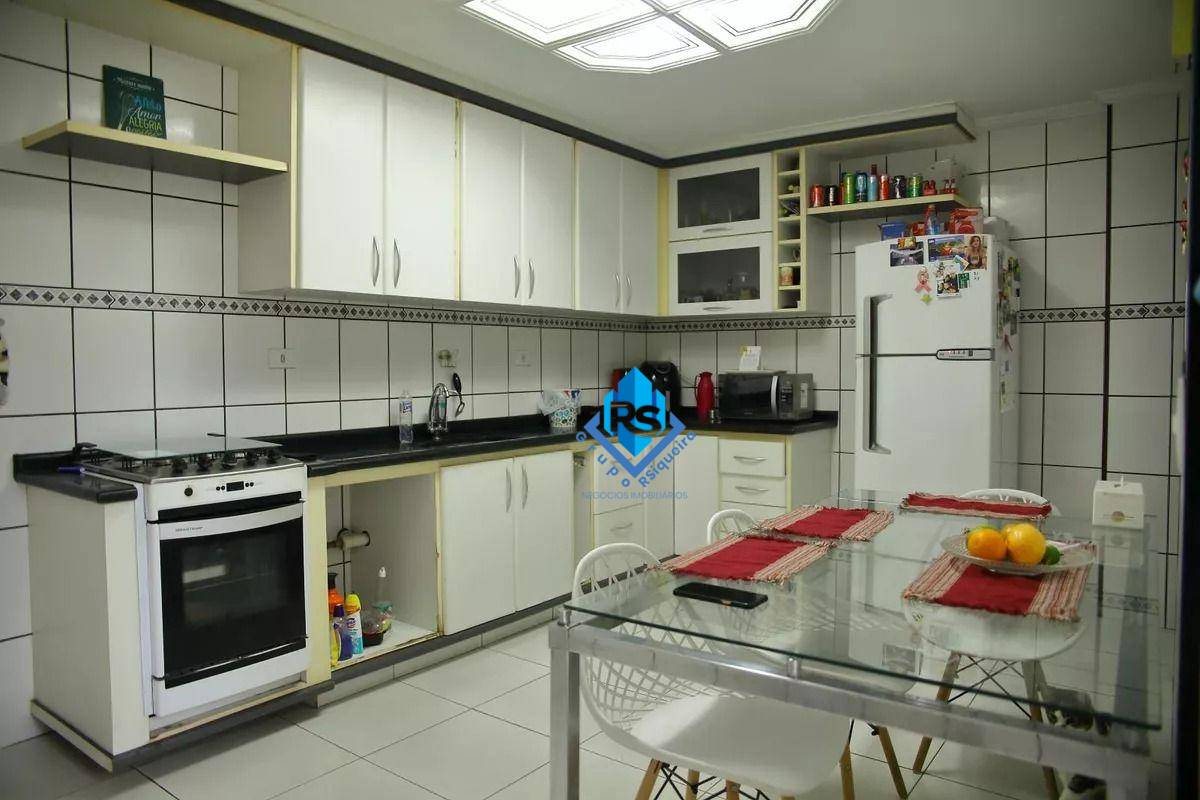 Sobrado, 4 quartos, 230 m² - Foto 3