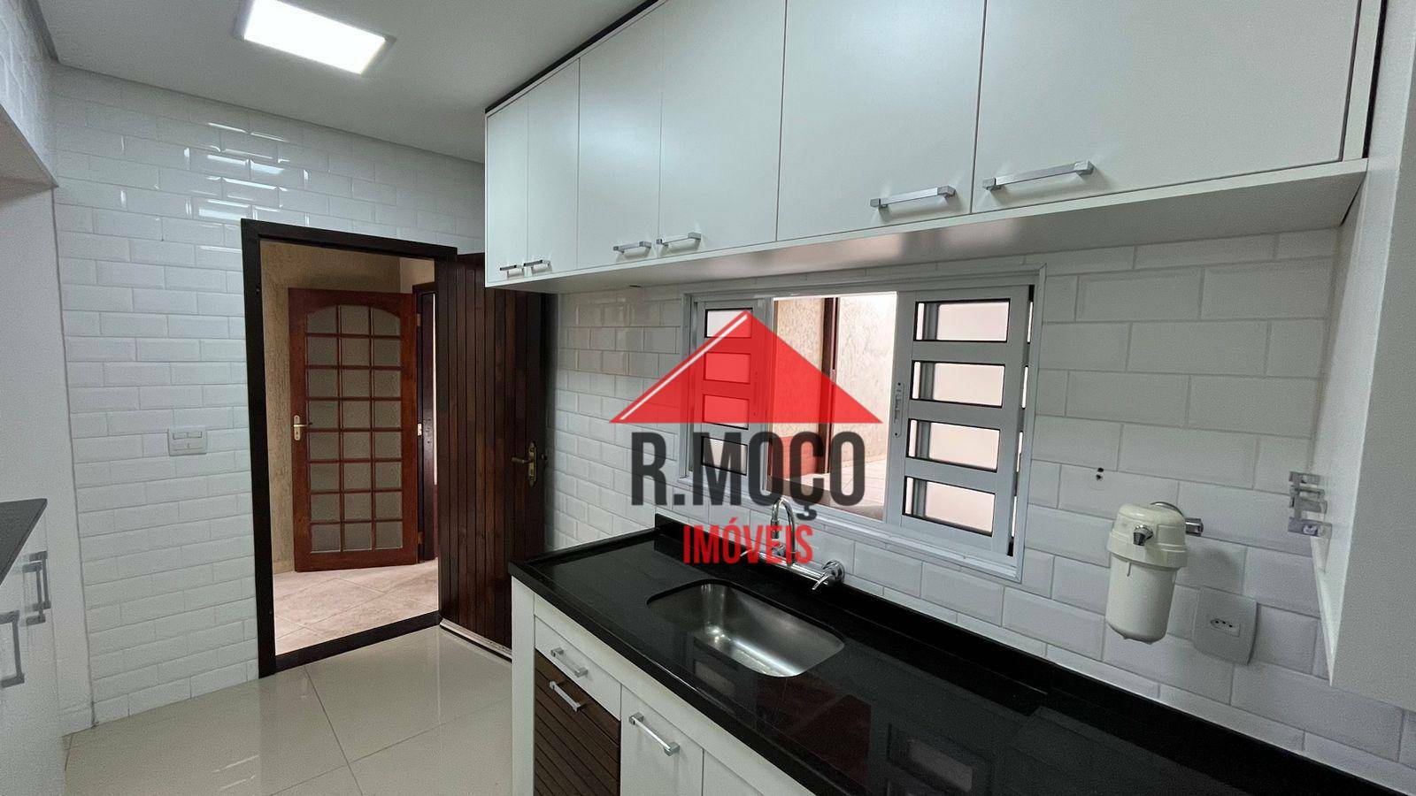 Casa para alugar com 2 quartos, 220m² - Foto 21