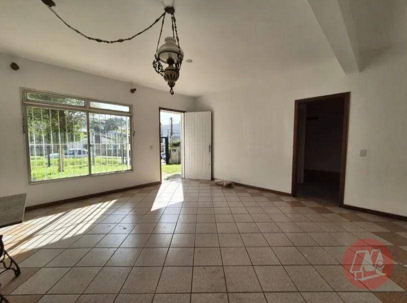 Casa, 3 quartos, 212 m² - Foto 2