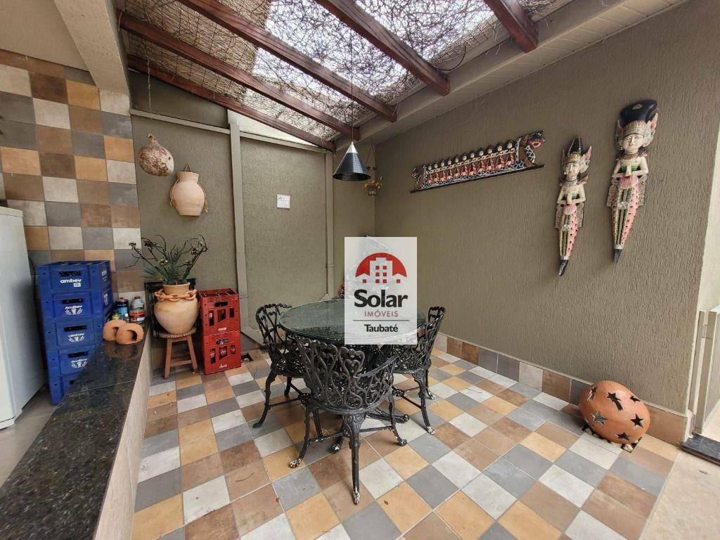 Casa de Condomínio à venda e aluguel com 5 quartos, 450m² - Foto 23