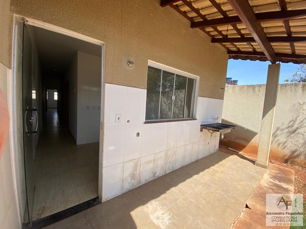 Casa à venda com 3 quartos, 96m² - Foto 23