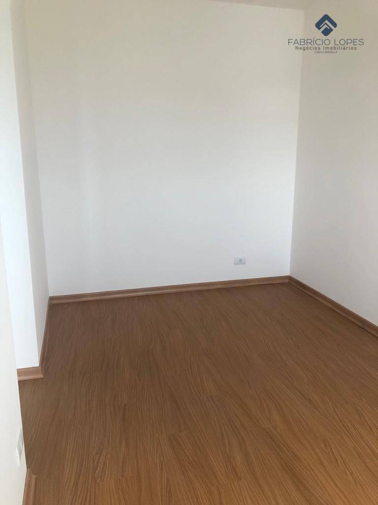 Apartamento à venda com 2 quartos, 69m² - Foto 5