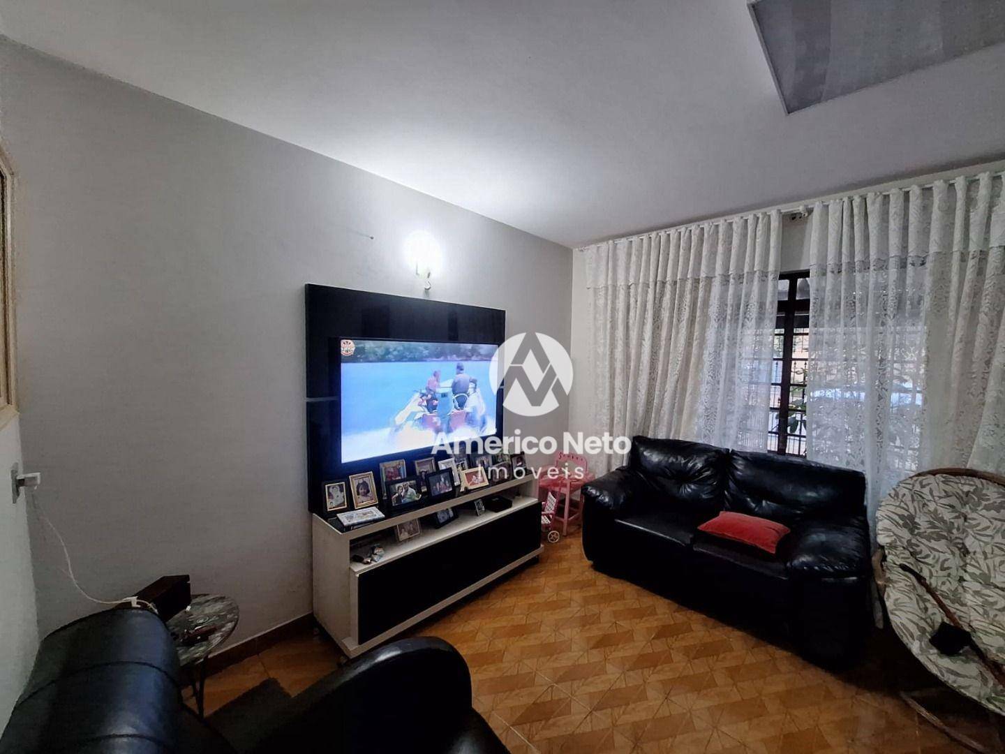 Casa à venda e aluguel com 3 quartos, 300m² - Foto 32