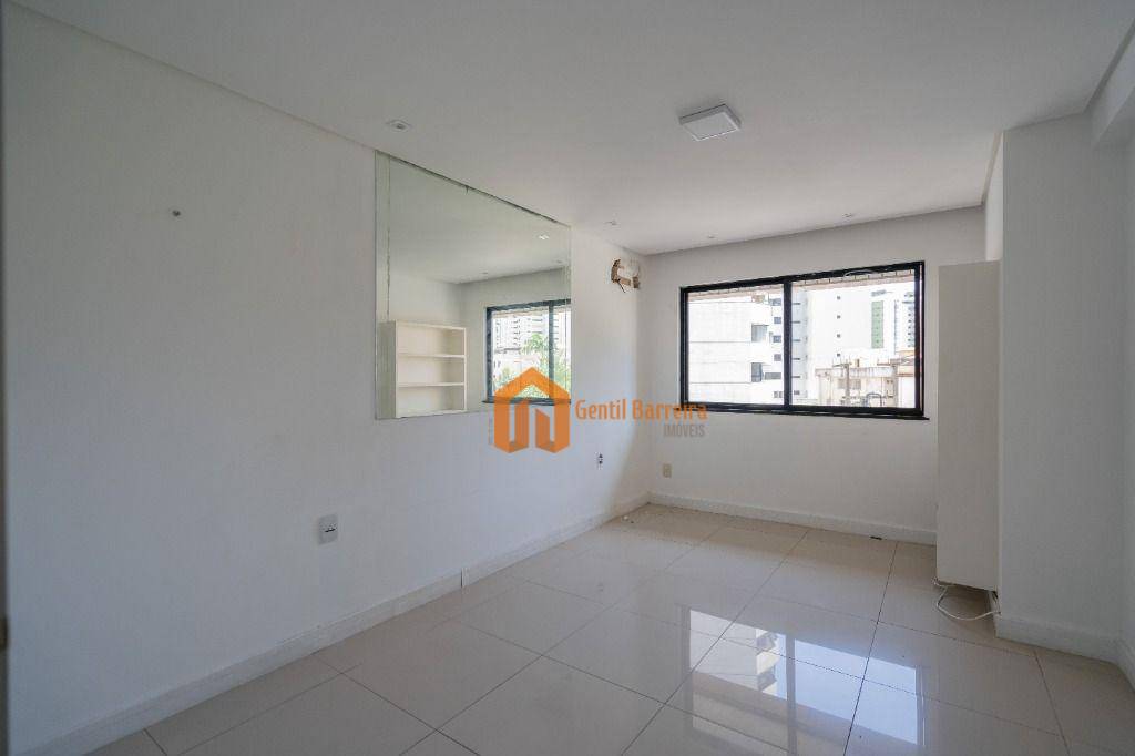 Apartamento à venda com 3 quartos, 210m² - Foto 19