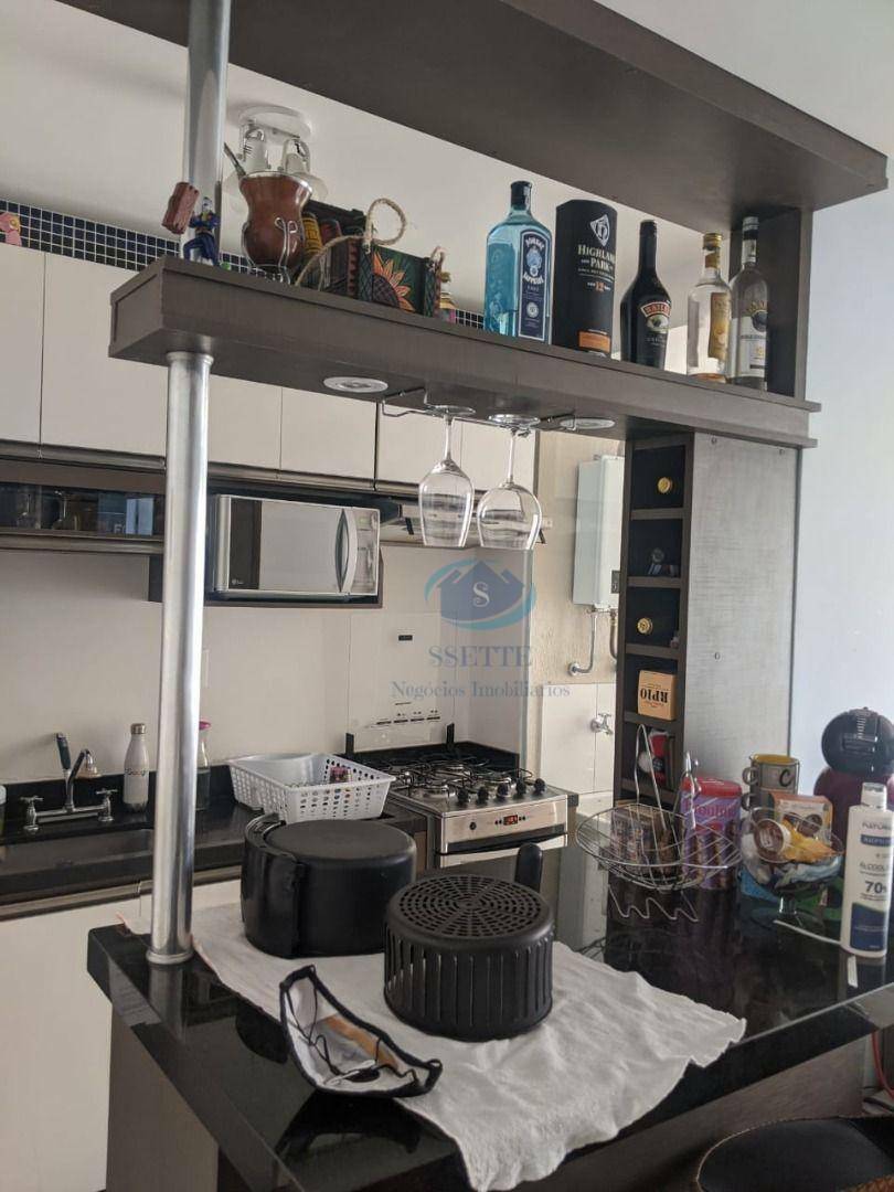 Apartamento à venda com 2 quartos, 65m² - Foto 16