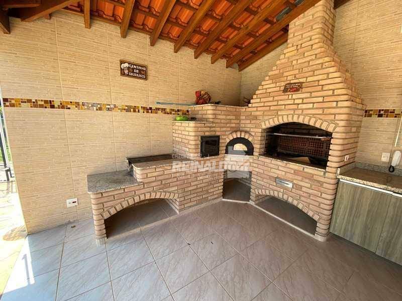 Casa de Condomínio à venda com 8 quartos, 984m² - Foto 2