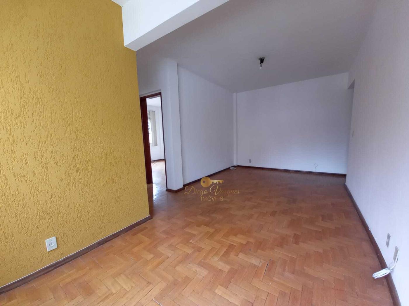 Apartamento à venda com 2 quartos, 60m² - Foto 2