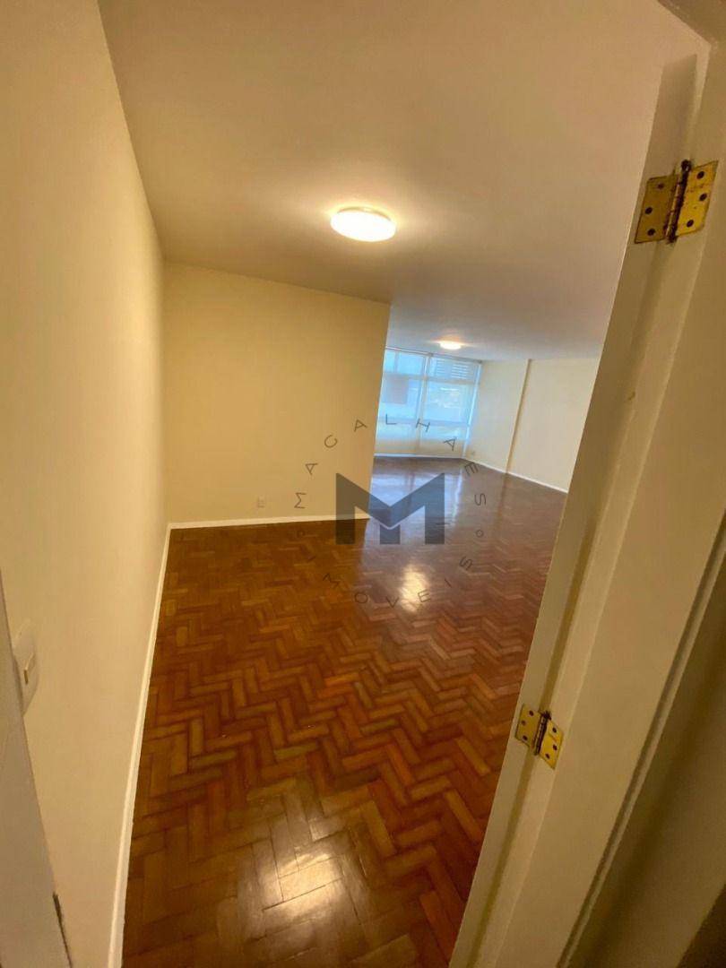 Apartamento à venda com 4 quartos, 180m² - Foto 6