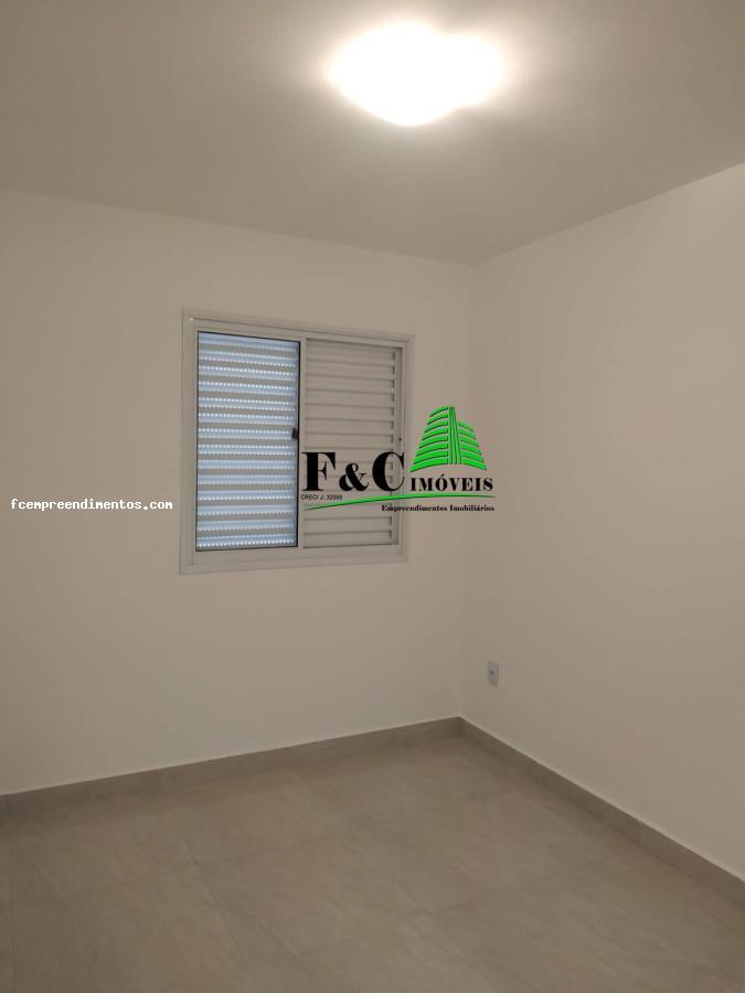 Apartamento à venda com 2 quartos, 47m² - Foto 2